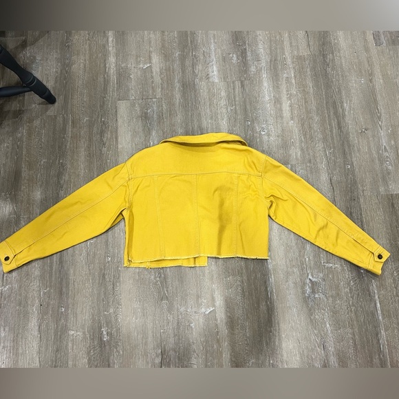 Street wear mustard yellow, cropped jean jacket - Picture 2 of 8